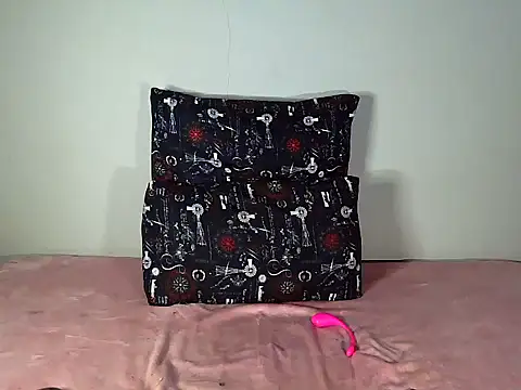 Snapshot of Riaanxxx chatting on 9, 2, 2026 Riaanxxx online show from 9, 2, 2026