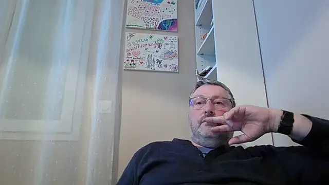 doudou310 online show from 17, 2, 2026