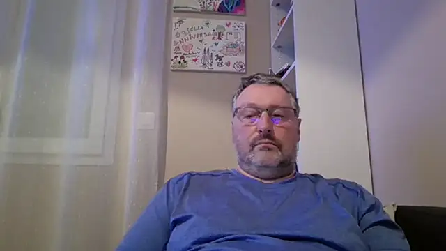 doudou310 online show from 24, 2, 2026