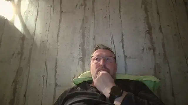 doudou310 online show from 6, 4, 2026