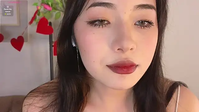 Snapshot of Noiry_Vuvez chatting on 31, 5, 2026 Noiry Vuvez online show from 31, 5, 2026