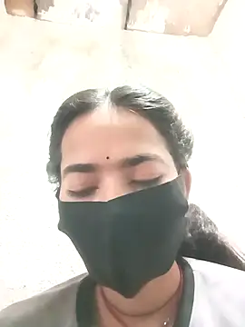 Sunali Bendre online show from 20, 2, 2026