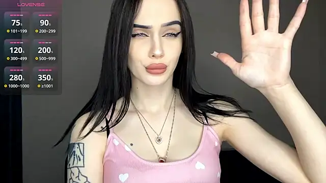 IeshaOsorio online show from 18, 4, 2026