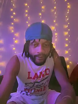 Snapshot of magic_man1085 chatting on 11, 2, 2026 magic man1085 online show from 11, 2, 2026