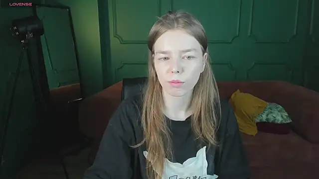  Tina Tayllor  online show from 16, 3, 2026