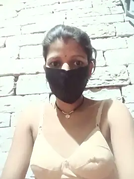 Snapshot of Divya-11431 chatting on 15, 6, 2026 Divya-11431 online show from 15, 6, 2026