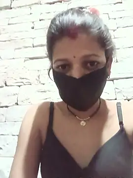 Snapshot of Divya-11431 chatting on 17, 6, 2026 Divya-11431 online show from 17, 6, 2026