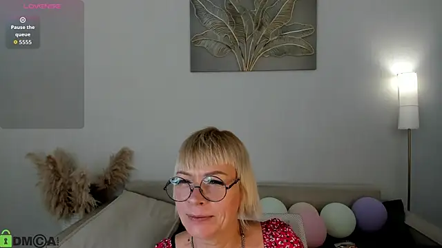 Snapshot of Ann_Annise chatting on 5, 7, 2026 Ann Annise online show from 5, 7, 2026