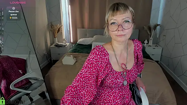 Snapshot of Ann_Annise chatting on 16, 7, 2026 Ann Annise online show from 16, 7, 2026