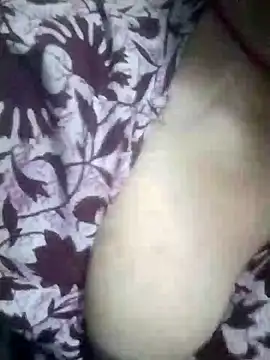 Julilodhi8695 online show from 16, 4, 2026