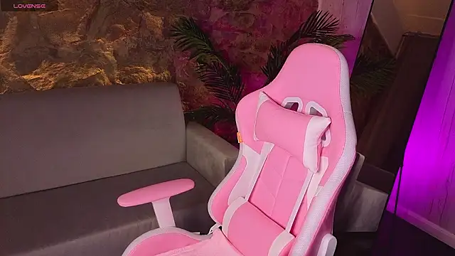 Candy Lir online show from 14, 2, 2026