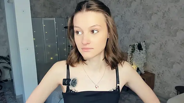 LianneBynon online show from 5, 2, 2026