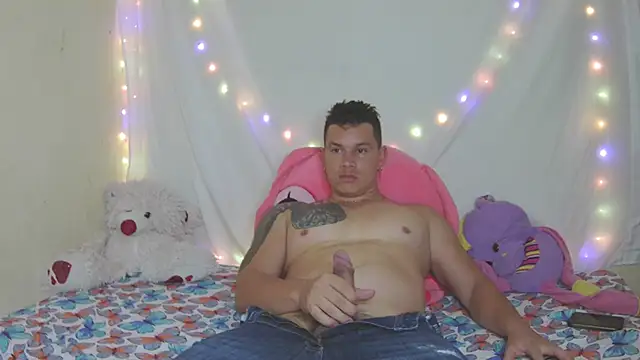 Eternalfuego online show from 6, 3, 2026