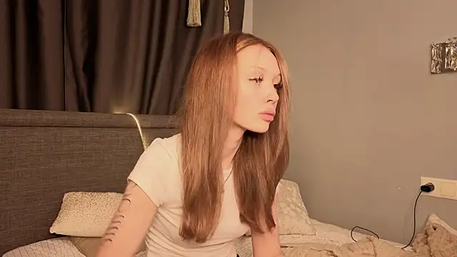 Snapshot of CarmenScott chatting on 8, 2, 2026 CarmenScott online show from 8, 2, 2026