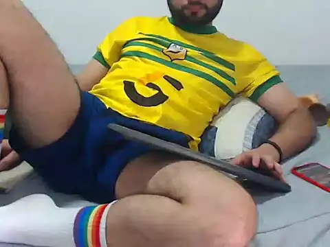 Snapshot of AxelNoval chatting on 19, 5, 2026 AxelNoval online show from 19, 5, 2026