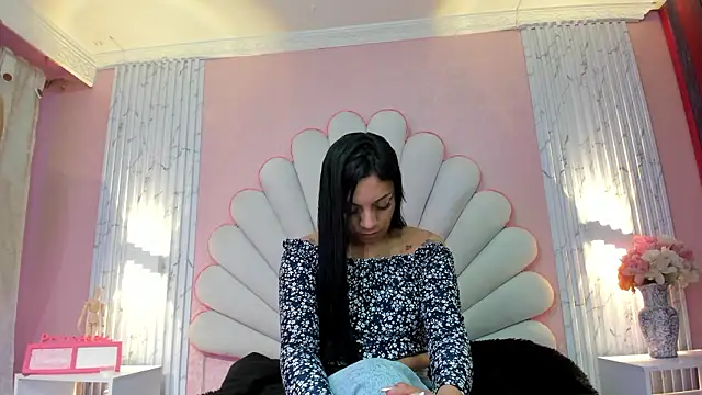 Kateemos online show from 5, 3, 2026