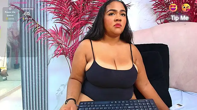 EmmaLebrun online show from 16, 4, 2026