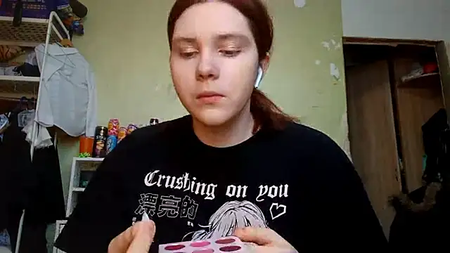 VannessaDillenbeck online show from 14, 2, 2026