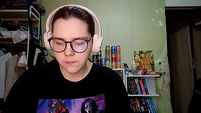 VannessaDillenbeck online show from 2, 3, 2026