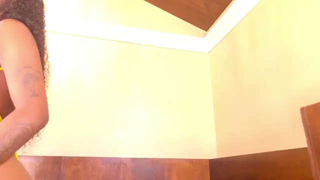 mollyjackson  online show from 24, 3, 2026