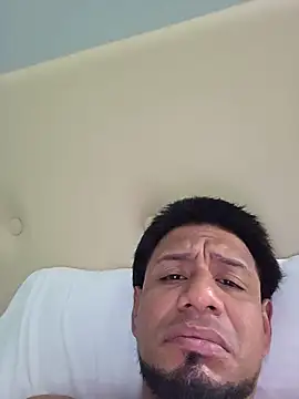 Snapshot of Latino1985hollywood chatting on 16, 6, 2026 Latino1985hollywood online show from 16, 6, 2026