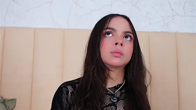Snapshot of BambiRoses chatting on 22, 6, 2026 BambiRoses online show from 22, 6, 2026