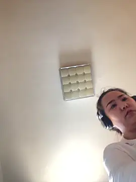 Youyou 12 online show from 11, 4, 2026