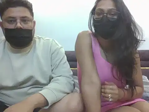 Snapshot of the_open_couple chatting on 9, 2, 2026 the open couple online show from 9, 2, 2026