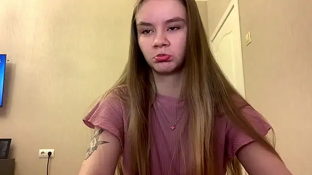 AgnesShy  online show from 24, 2, 2026