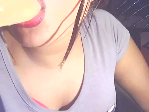 Nusrat Faria online show from 19, 5, 2026
