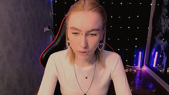 Snapshot of crybambi chatting on 12, 2, 2026 crybambi online show from 12, 2, 2026