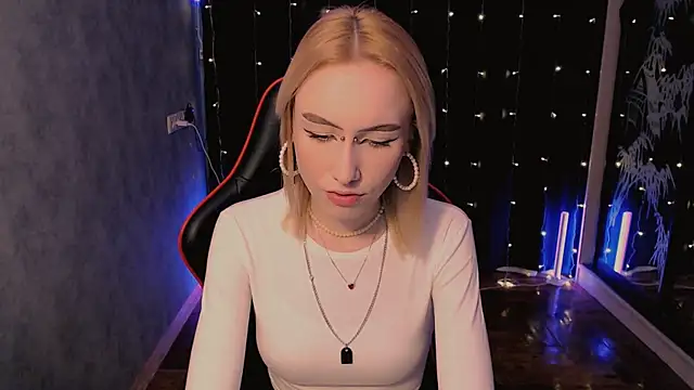 Snapshot of crybambi chatting on 17, 2, 2026 crybambi online show from 17, 2, 2026