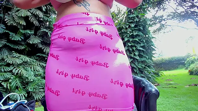 Snapshot of mia_inkk chatting on 2, 2, 2026 mia inkk online show from 2, 2, 2026