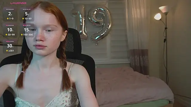 Snapshot of Nellie_baby chatting on 27, 6, 2026 Nellie baby online show from 27, 6, 2026