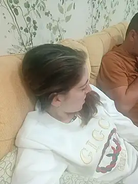 laparejaideal08 online show from 18, 3, 2026