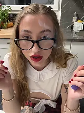 romyxxs online show from 12, 3, 2026