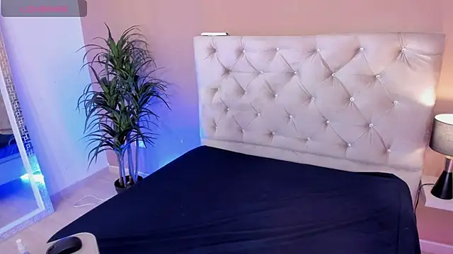 Valenvega  online show from 18, 4, 2026
