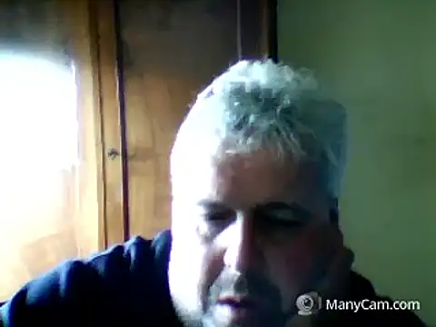 Snapshot of swichcassanesi chatting on 3, 2, 2026 swichcassanesi online show from 3, 2, 2026