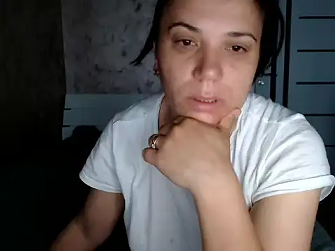 LorraGrey online show from 9, 5, 2026