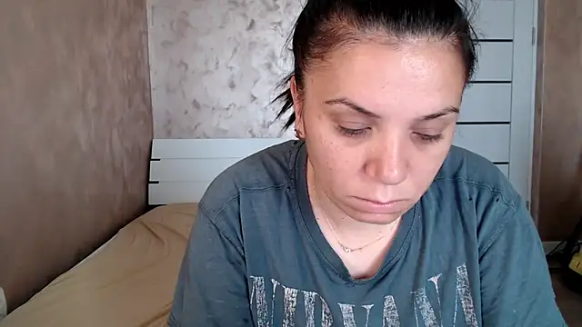Snapshot of LorraGrey chatting on 17, 6, 2026 LorraGrey online show from 17, 6, 2026