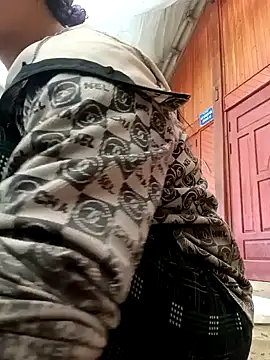 hot-luna- online show from 18, 2, 2026