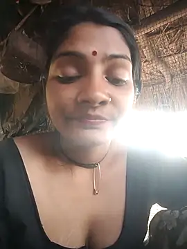 Hotty raghni online show from 12, 2, 2026