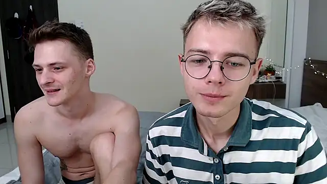 NikiKerryCum online show from 19, 3, 2026