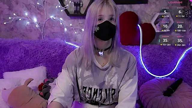 Yunakiss online show from 18, 3, 2026