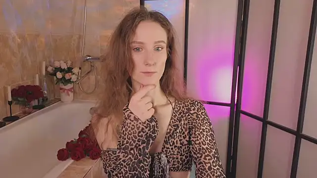 Snapshot of AriaLiko chatting on 8, 5, 2026 AriaLiko online show from 8, 5, 2026