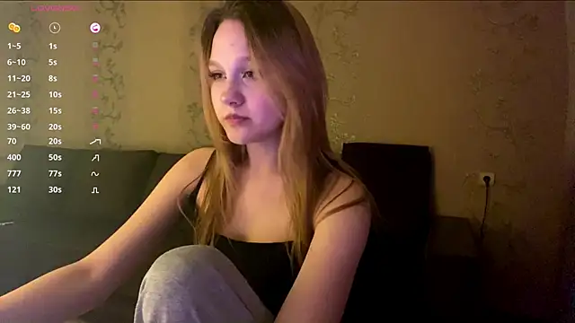 Snapshot of axin_burnell chatting on 3, 8, 2026 axin burnell online show from 3, 8, 2026