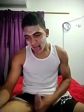 Snapshot of NikoHot_anatole chatting on 13, 3, 2026 NikoHot anatole online show from 13, 3, 2026