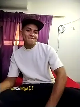 Snapshot of NikoHot_anatole chatting on 18, 3, 2026 NikoHot anatole online show from 18, 3, 2026