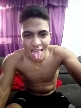 Snapshot of NikoHot_anatole chatting on 6, 4, 2026 NikoHot anatole online show from 6, 4, 2026