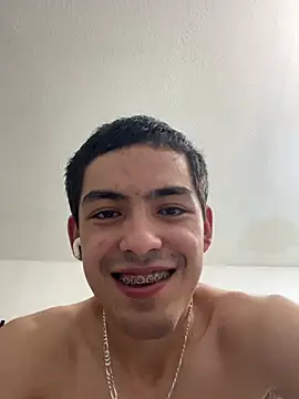 Tupapi696969q online show from 25, 4, 2026